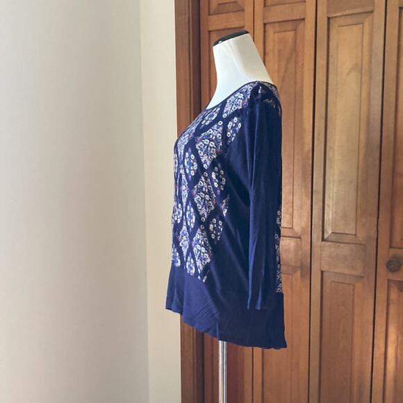 Lucky Brand Navy Stretch Pullover Top, Size L - Picture 5 of 6